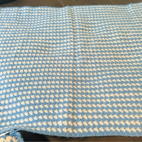 Vintage Crochet Baby Blanket & Head Rest Pad Tummy Time Blue Vanilla Cream Knit - Picture 2 of 5